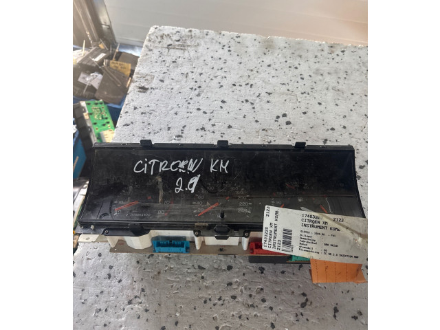 Přístrojová deska Citroen XM 1990