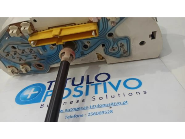 Přístrojová deska Peugeot 504 89FB-10841-BC