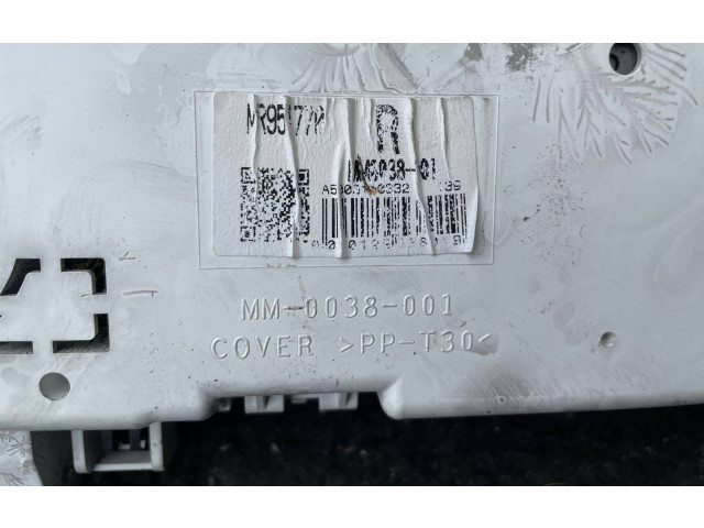 Панель приборов MR951770 Mitsubishi Colt