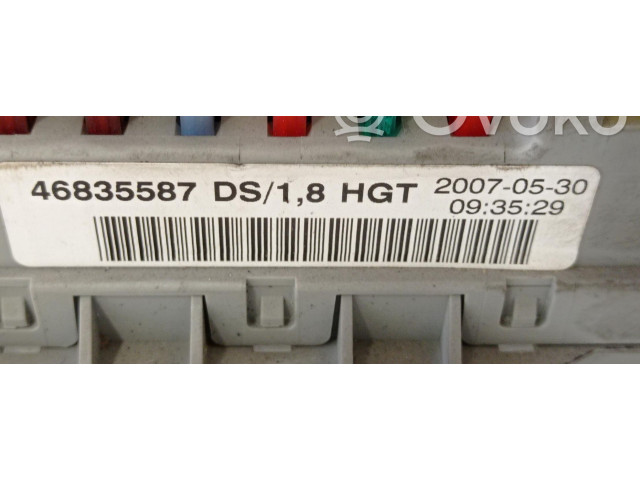 Pojistková skříňka 46835587 Fiat Punto (188) 2007