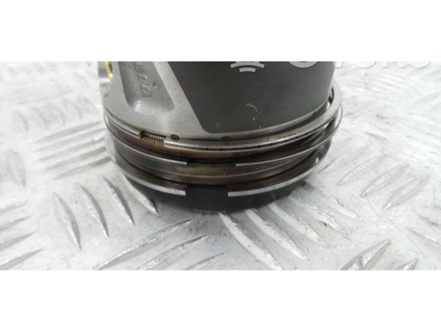  Поршень OM 651.930 A6510302517, 143110076411X  Mercedes-Benz CLA C117 X117 W117  