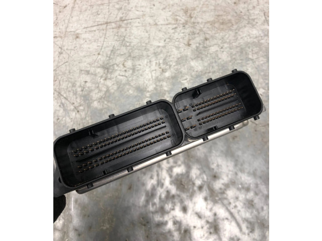 Řídící jednotka 7797217 BMW 1 E81 E87 2004