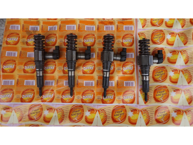 Форсунка     Audi A3 S3 8P   