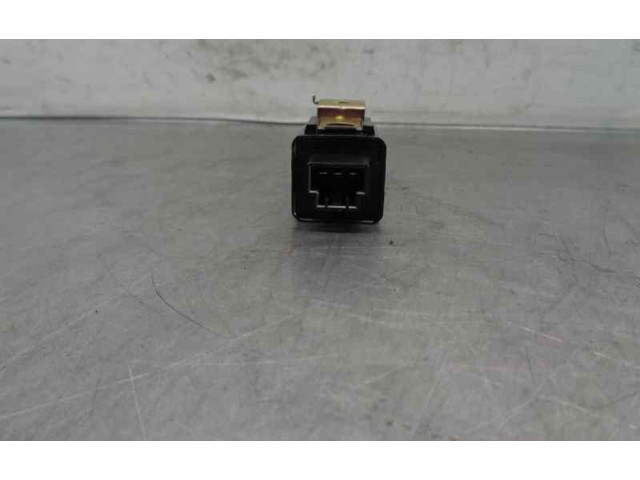 Блок предохранителей 8662005000 SsangYong Korando