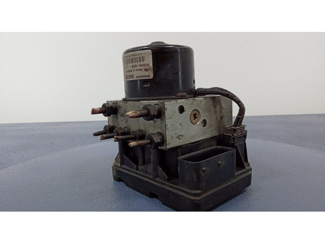 Блок АБС 9467582   Volvo  S80  1999-2003 года