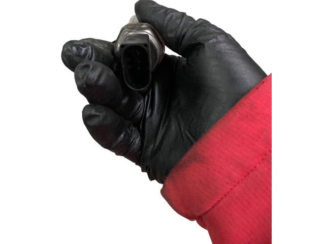 Топливная рампа BK3Q9D280AC   Ford Ranger   для двигателя SAFA