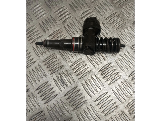 Форсунка 038130073J Skoda Fabia Mk1 (6Y)