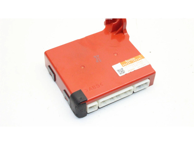 Блок управления климат-контролем 8865030C40   Lexus GS 300 350 430 450H