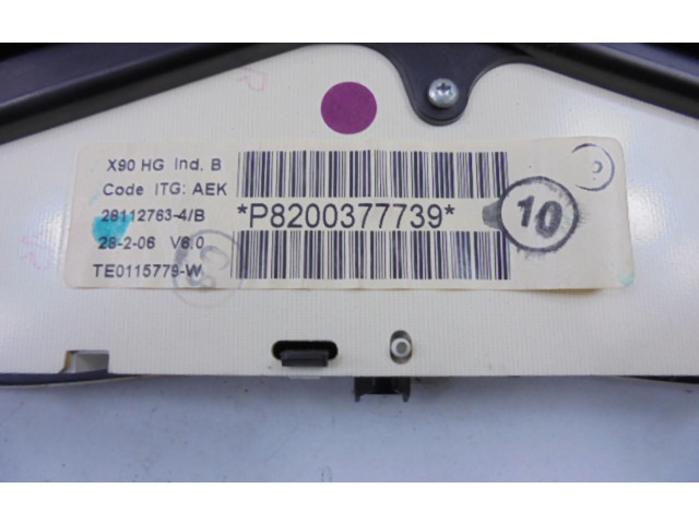 Панель приборов P8200377739, P8200377739 Dacia Logan I