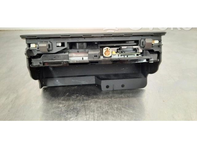 Дисплей    8U0919603A   Audi Q3 8U