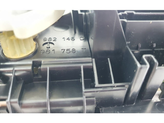 Блок управления климат-контролем 69747020   Volkswagen Transporter  Caravelle T5