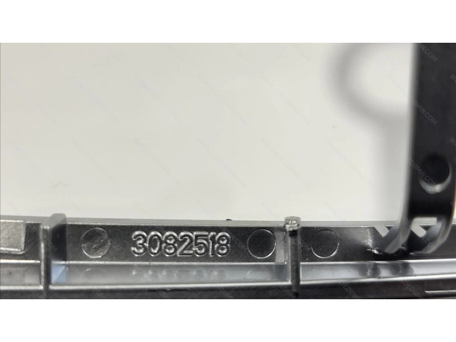 Volant BMW 2 F46 2016 32306872558