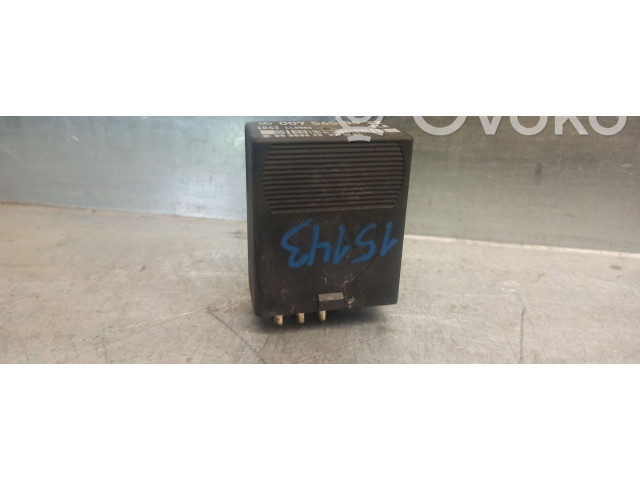 Pojistková skříňka 0074549632, 05999670 Mercedes-Benz E W124 1995