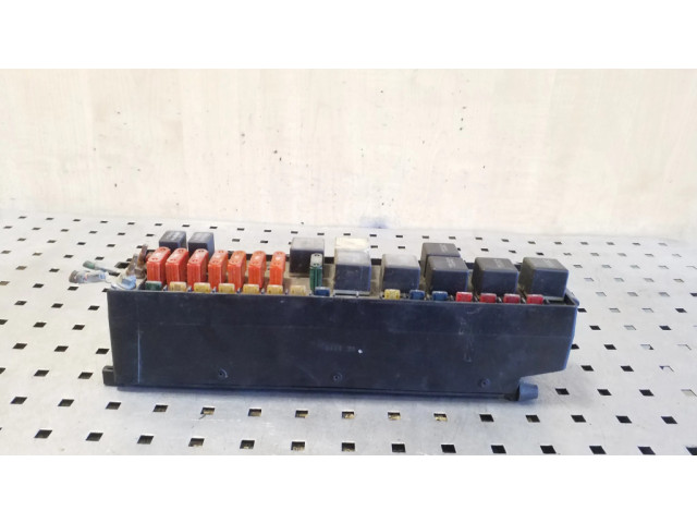 Pojistková skříňka Chrysler Voyager 1998