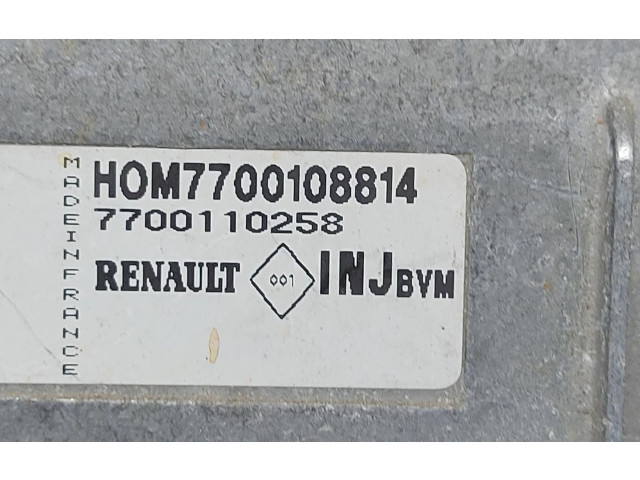 Блок управления двигателем Блок управления S115301100C   Renault Clio I