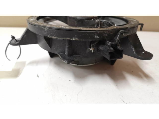 Громкоговоритель (громкоговорители) в задних дверях