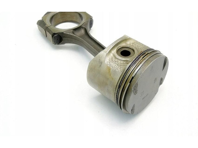 Поршень с шатуном 1013.8 Renault Clio II