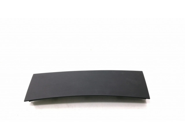 Другая центральная деталь консоли (туннеля)