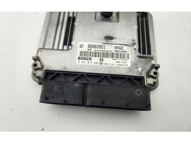 Блок управления двигателем Блок управления 96983951   Chevrolet Cruze