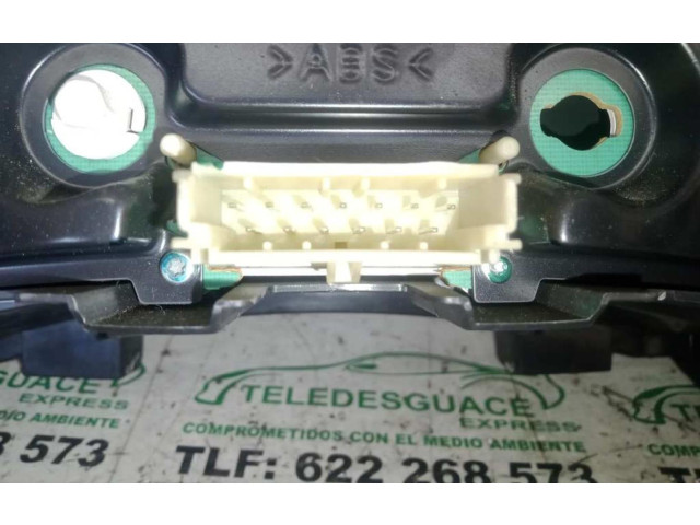 Панель приборов 88311302   Opel Meriva A       