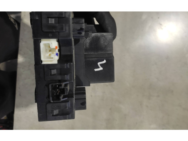   Pojistková skříňka 71405036, G92Z128010   Lexus GS 300 350 430 450H 2007