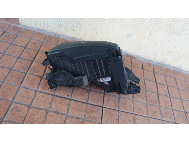 Блок предохранителей  6G9T-14A067-AB   Ford S-MAX    