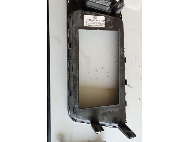 Дисплей Audi Q5 SQ5