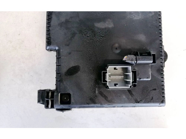 Блок предохранителей  12217799, 00004857954   Volvo V70    