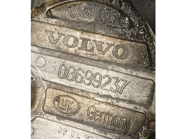 Вакуумный насос 08699237, 30677904   Volvo XC90