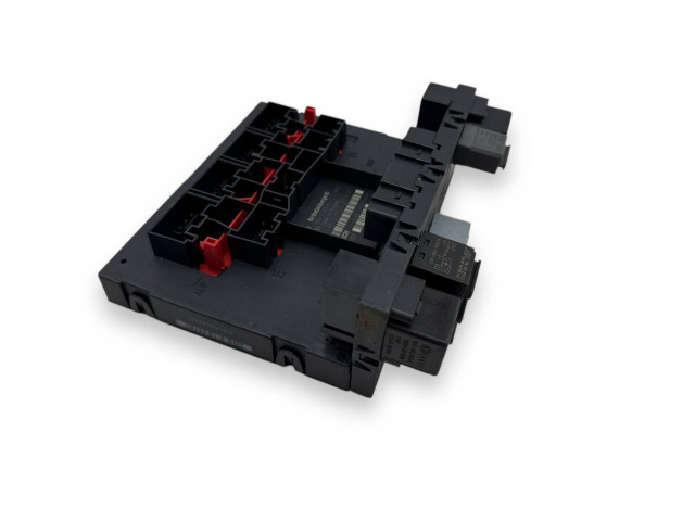 Блок предохранителей 8P0907279K Audi A3 S3 8P