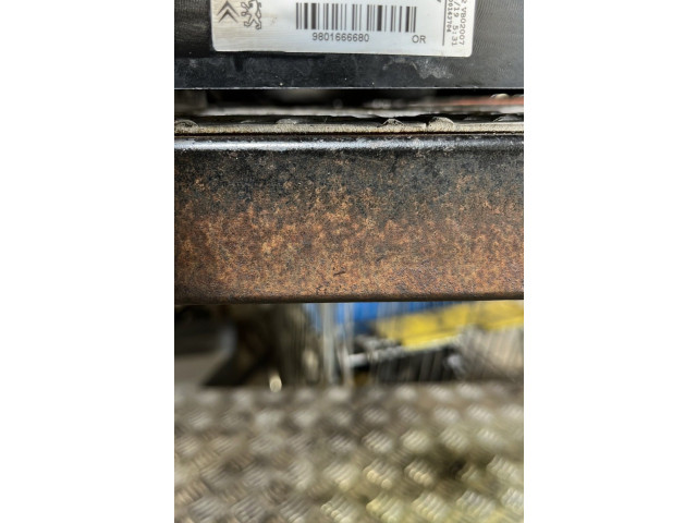 Вентилятор радиатора Peugeot 2008 I