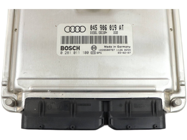 Блок управления двигателя 045906019AT, 0281011100 Audi A2