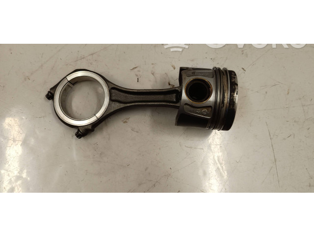  Поршень с шатуном    Porsche Cayenne (92A)  