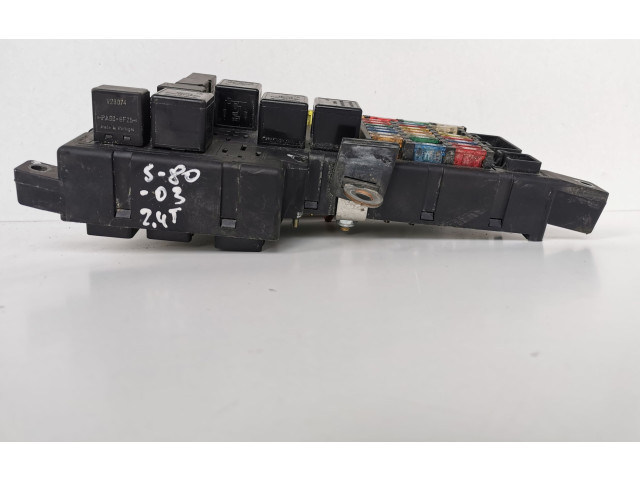Блок предохранителей 518829007 Volvo S80