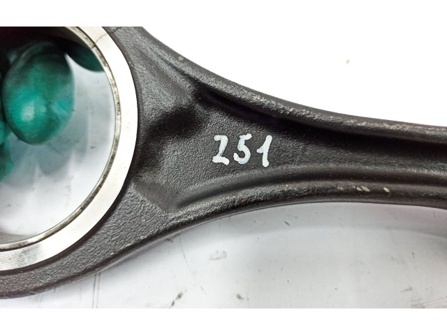 Ojnice Mercedes-Benz R W251