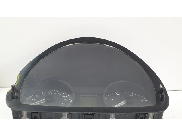 Přístrojová deska Mercedes-Benz Vito Viano W639 2004 A6394464321