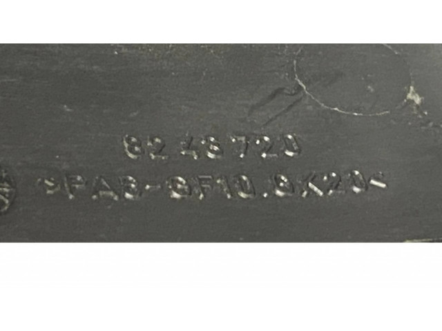 Зеркало заднего вида (в салоне)