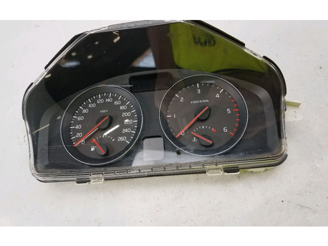 Панель приборов 36002715, S0-2473U   Volvo V50       