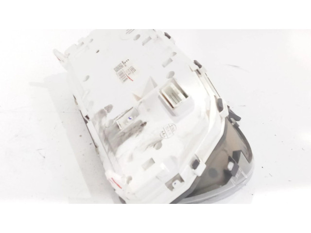 Панель приборов 8100b975 Mitsubishi L200