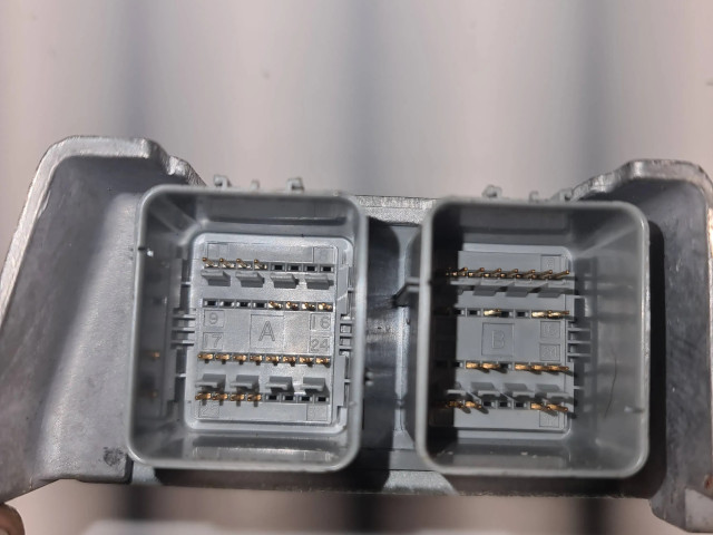 Блок подушек безопасности 04606938AD, 0285001816 Jeep Grand Cherokee (WK)