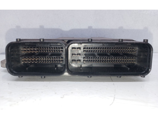 Блок управления двигателя 03G906021KH, 0281013226   Volkswagen Golf SportWagen