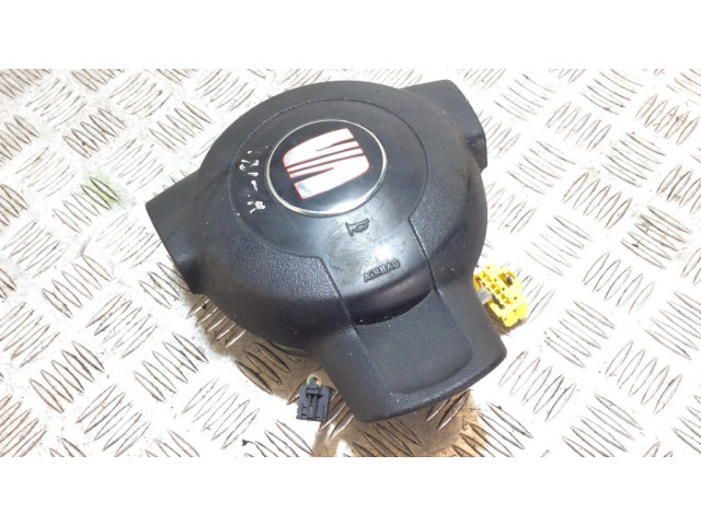 Подушка безопасности водителя 6L0880201Q   Seat Ibiza III (6L)