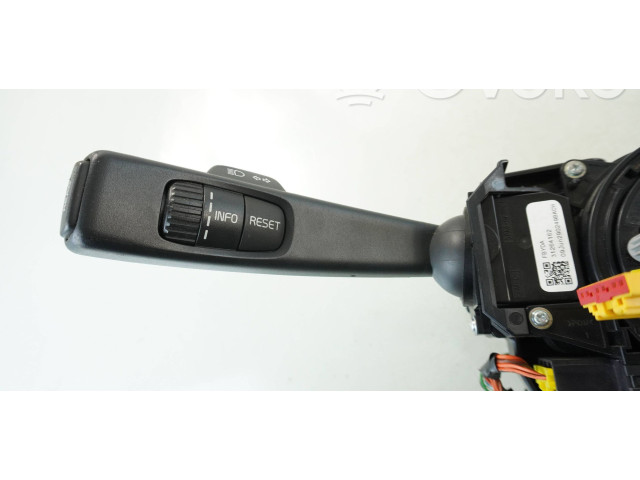 Подрулевой шлейф SRS 31275332 Volvo V70