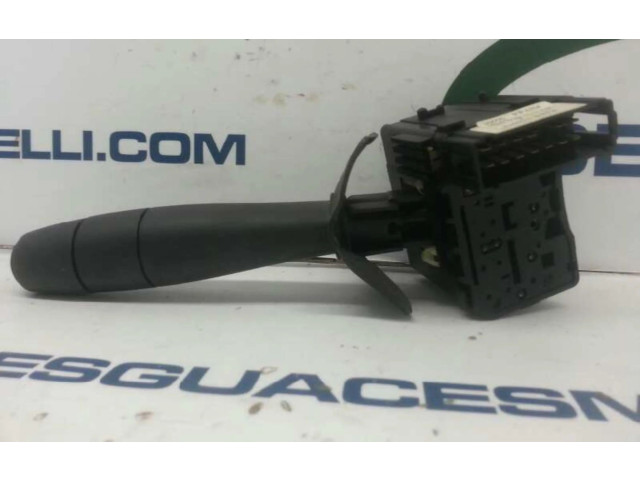 Переключатель дворников 8200213173 Dacia Logan I