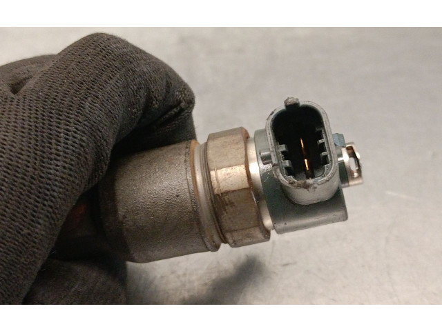 Форсунка 338002A400, 0445110256BOSCH    Hyundai Getz  D4FA 