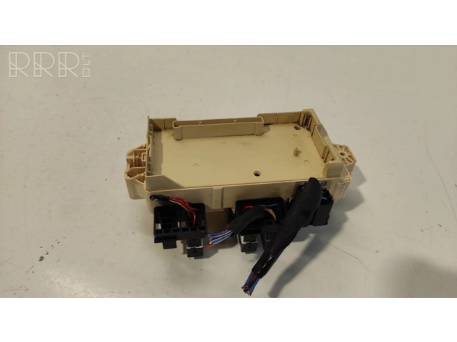 Блок предохранителей OA180238, 4966   Mitsubishi Pajero    