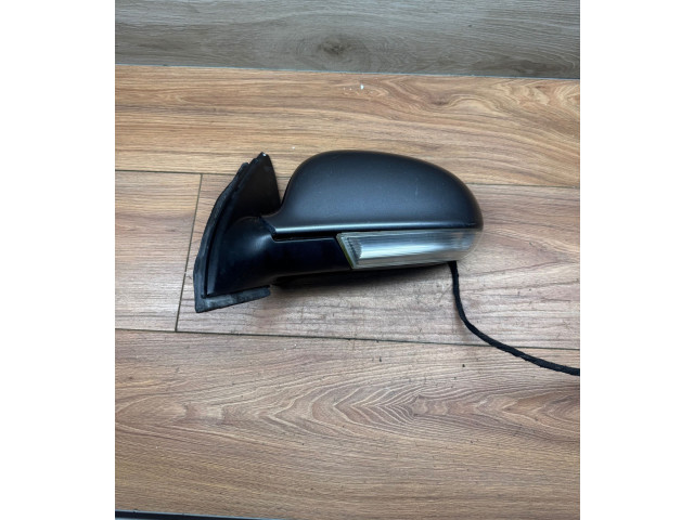 Зеркало электрическое Volkswagen Golf Plus 2005 - 2013 года
