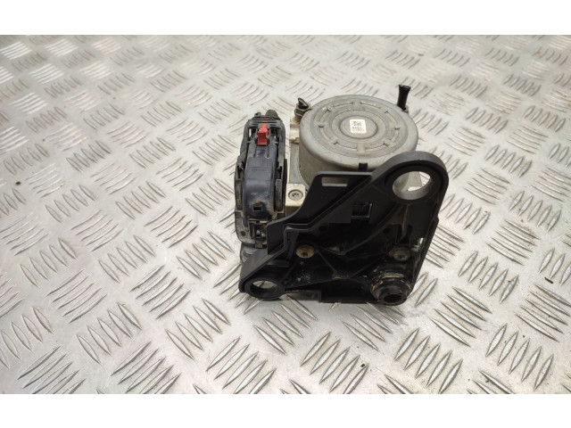Блок АБС 5Q0907379R, 5Q0614517Q   Skoda  Octavia Mk3 (5E)  2013 - 2019 года