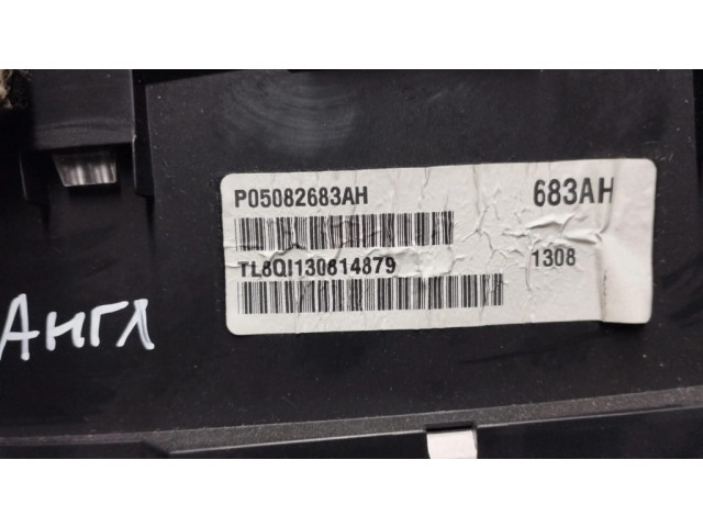 Přístrojová deska Chrysler Voyager 2010 P05082683AH