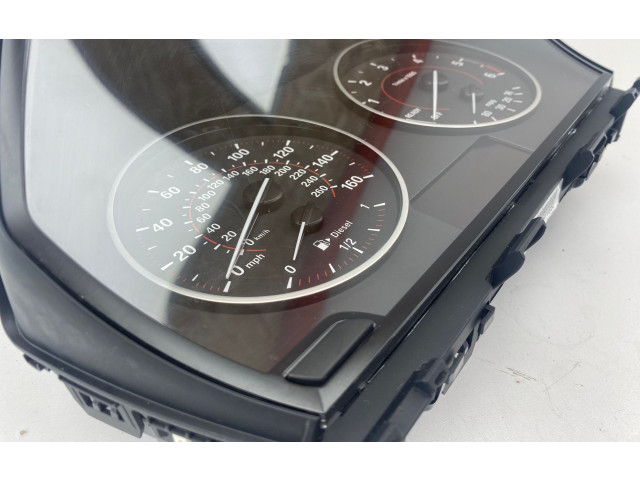 Přístrojová deska BMW 1 F20 F21 2015 17649411